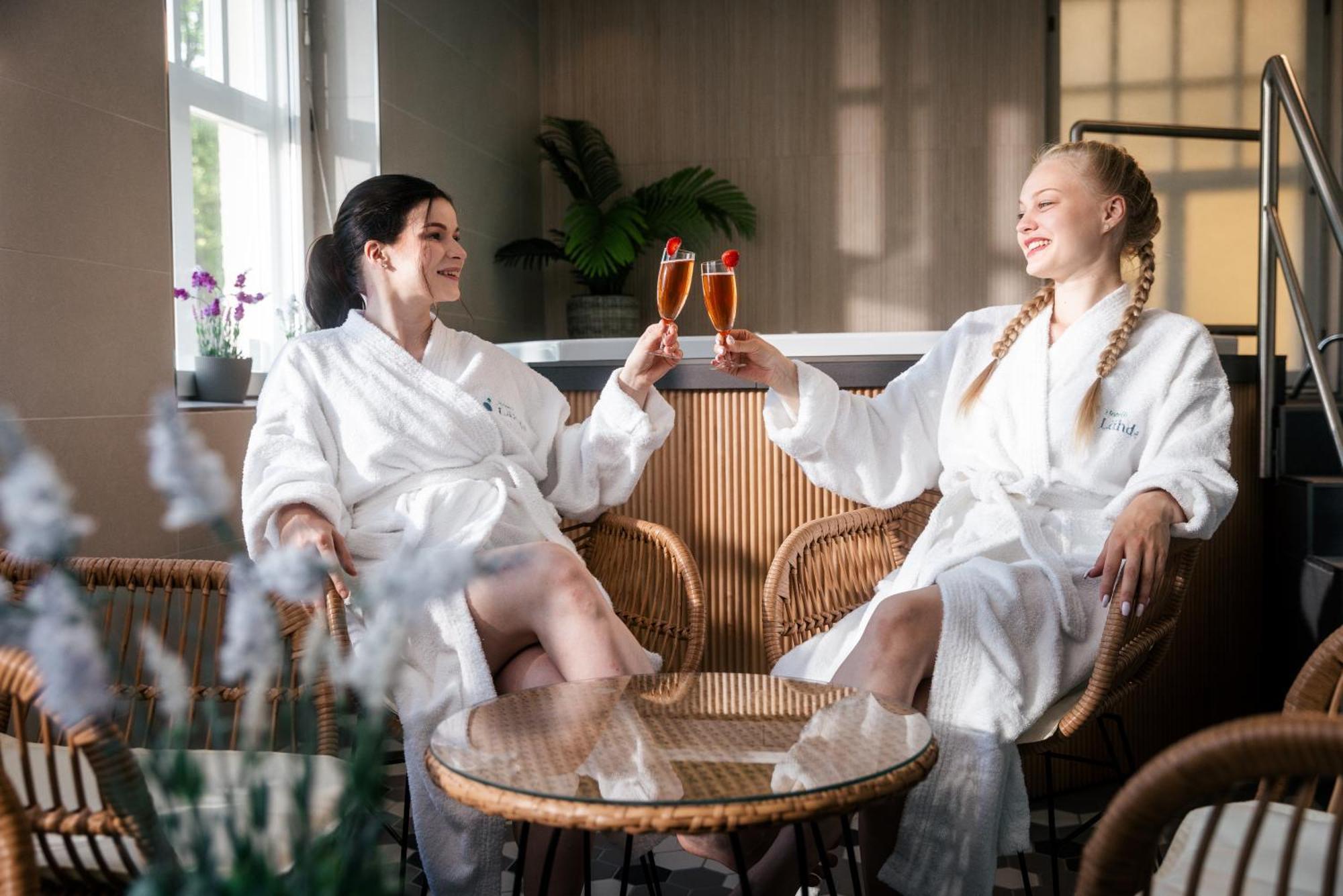 Hotelli Laehde Lappeenranta Bagian luar foto