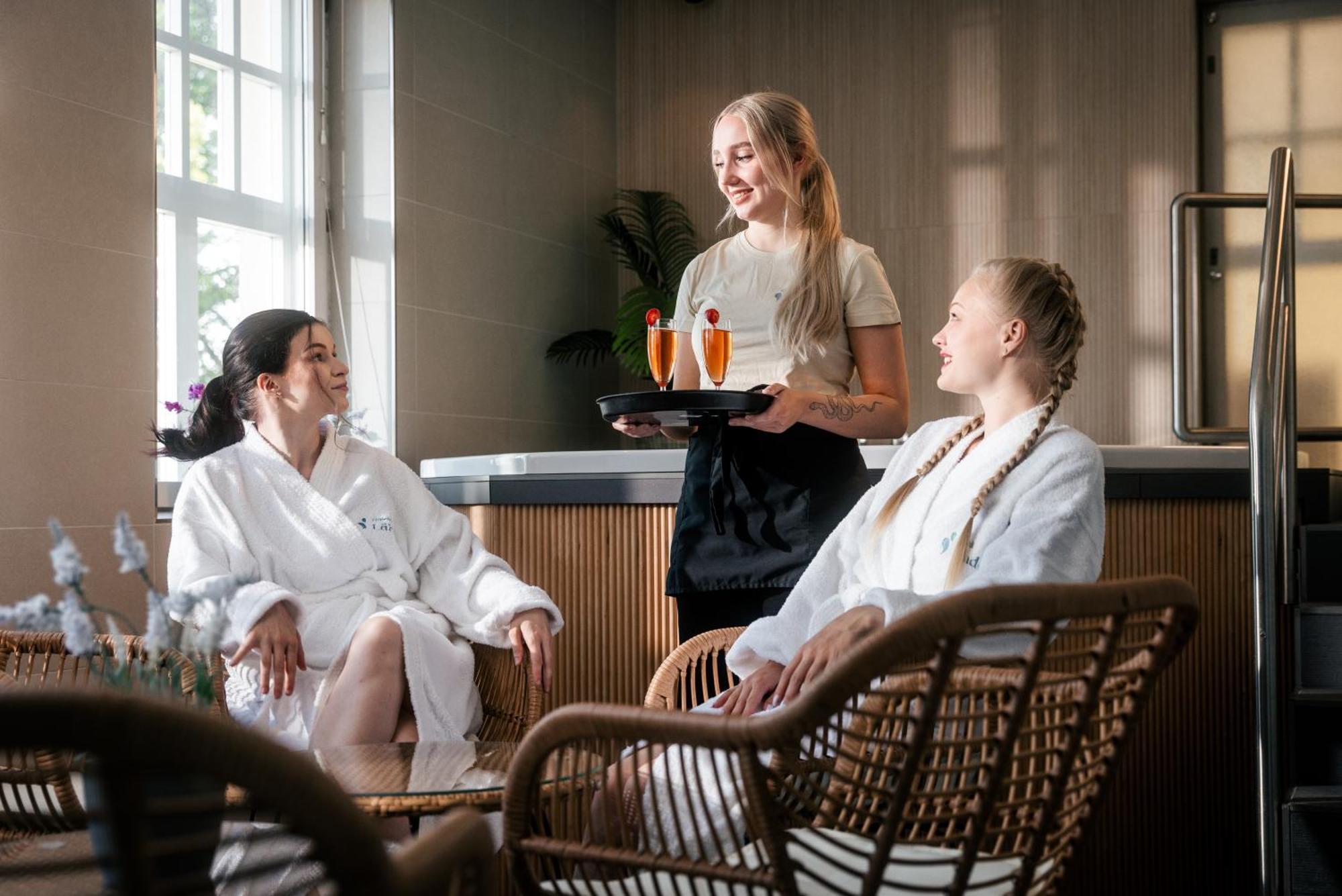 Hotelli Laehde Lappeenranta Bagian luar foto
